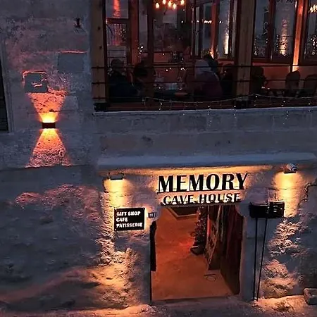 Memory Cave House *