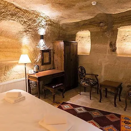 Memory Cave House
